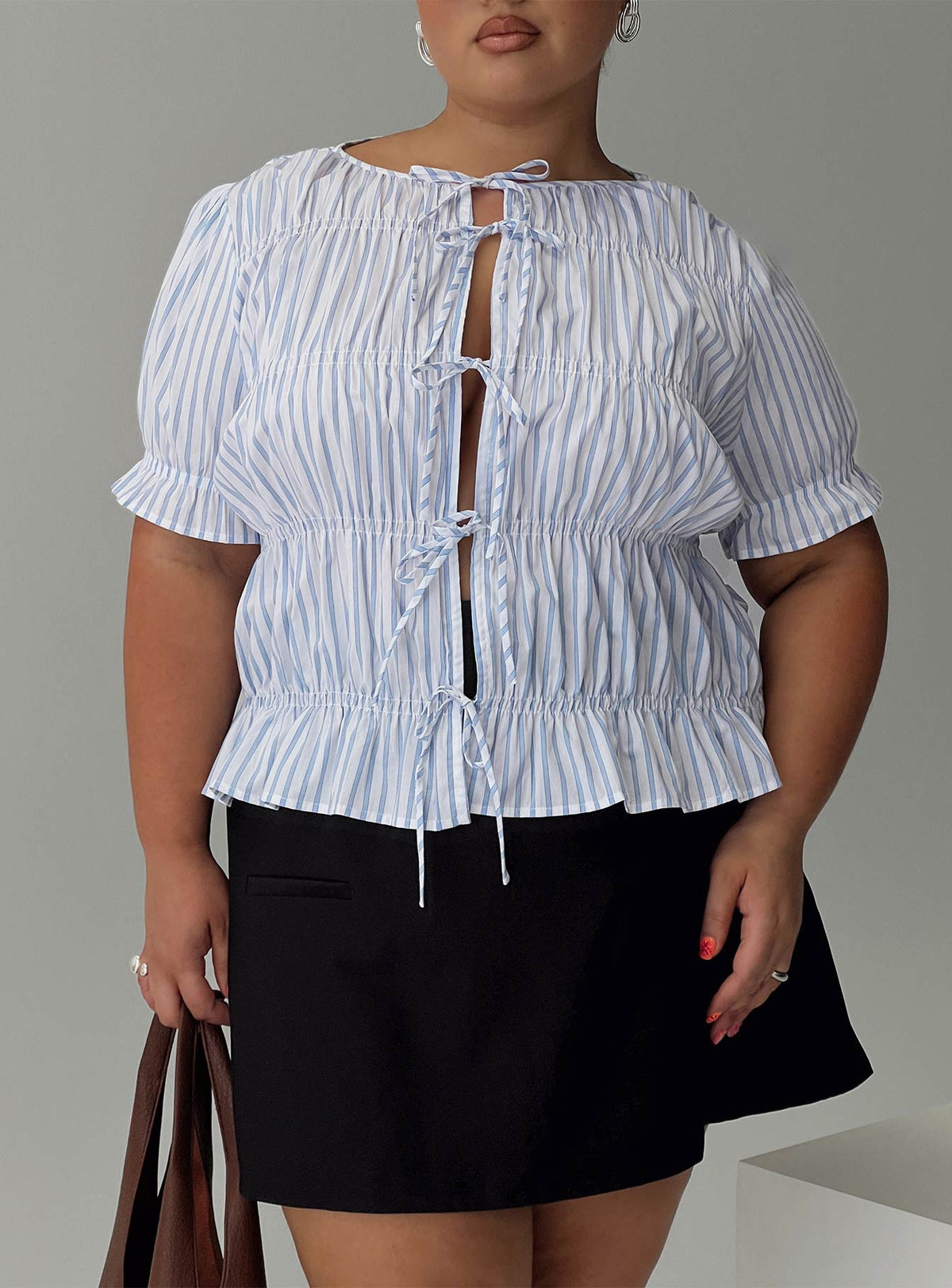 Alistair Bow Tie Top Blue / White Stripe Curve